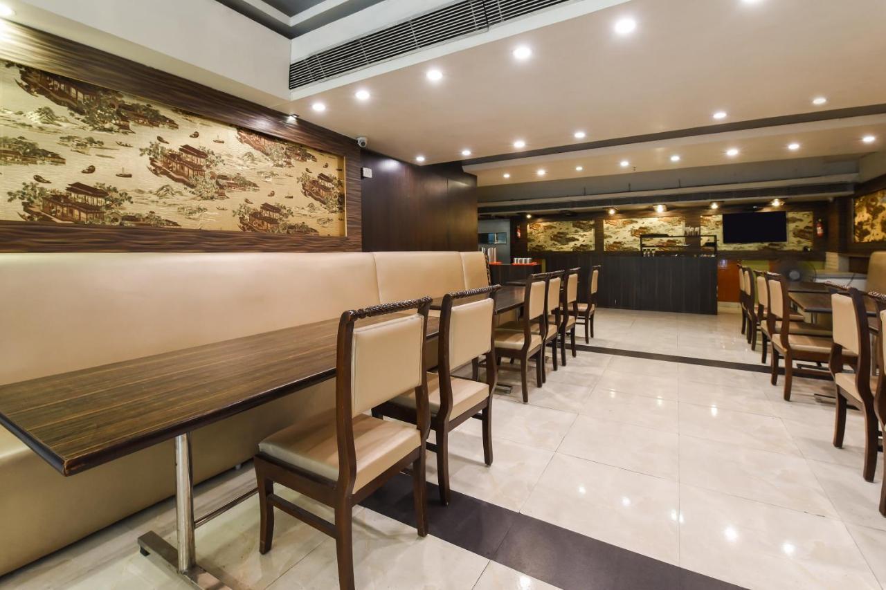 Oyo Flagship 18940 Hotel Swathi New Delhi Exteriör bild