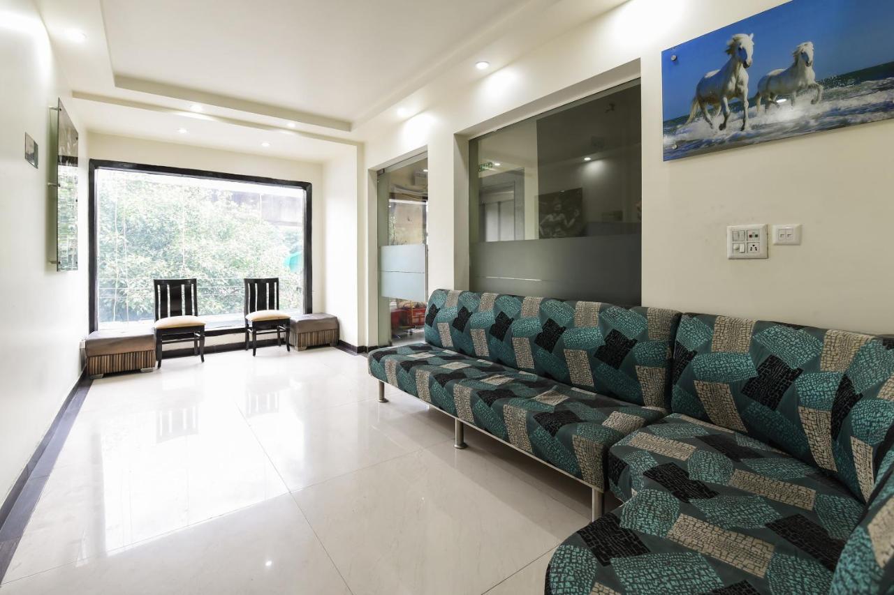 Oyo Flagship 18940 Hotel Swathi New Delhi Exteriör bild